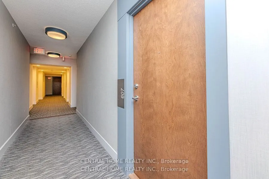 2220 Lake Shore Boulevard W, #607