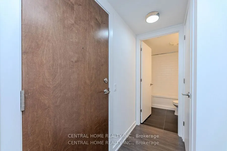 2220 Lake Shore Boulevard W, #607