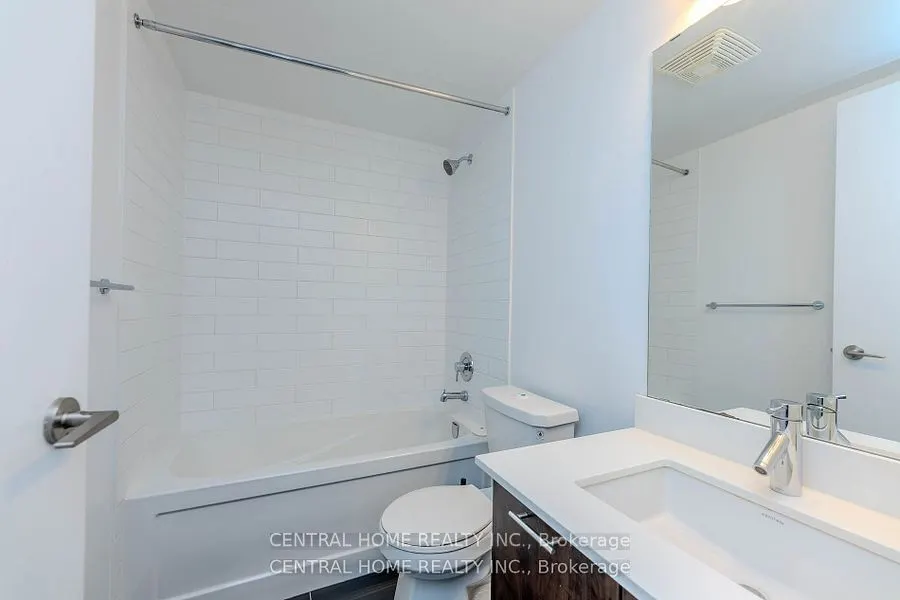 2220 Lake Shore Boulevard W, #607