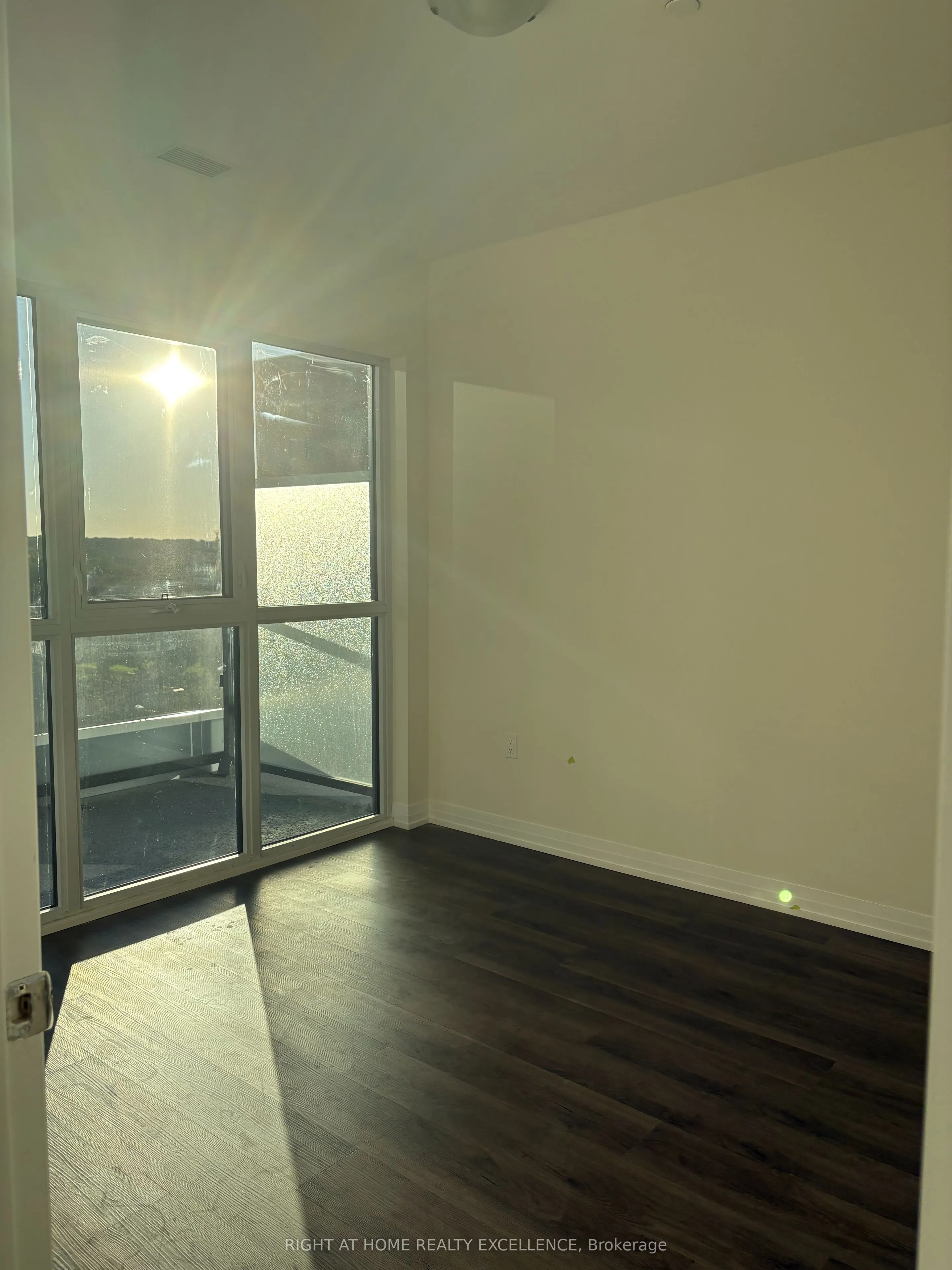 15 Watergarden Drive, #418