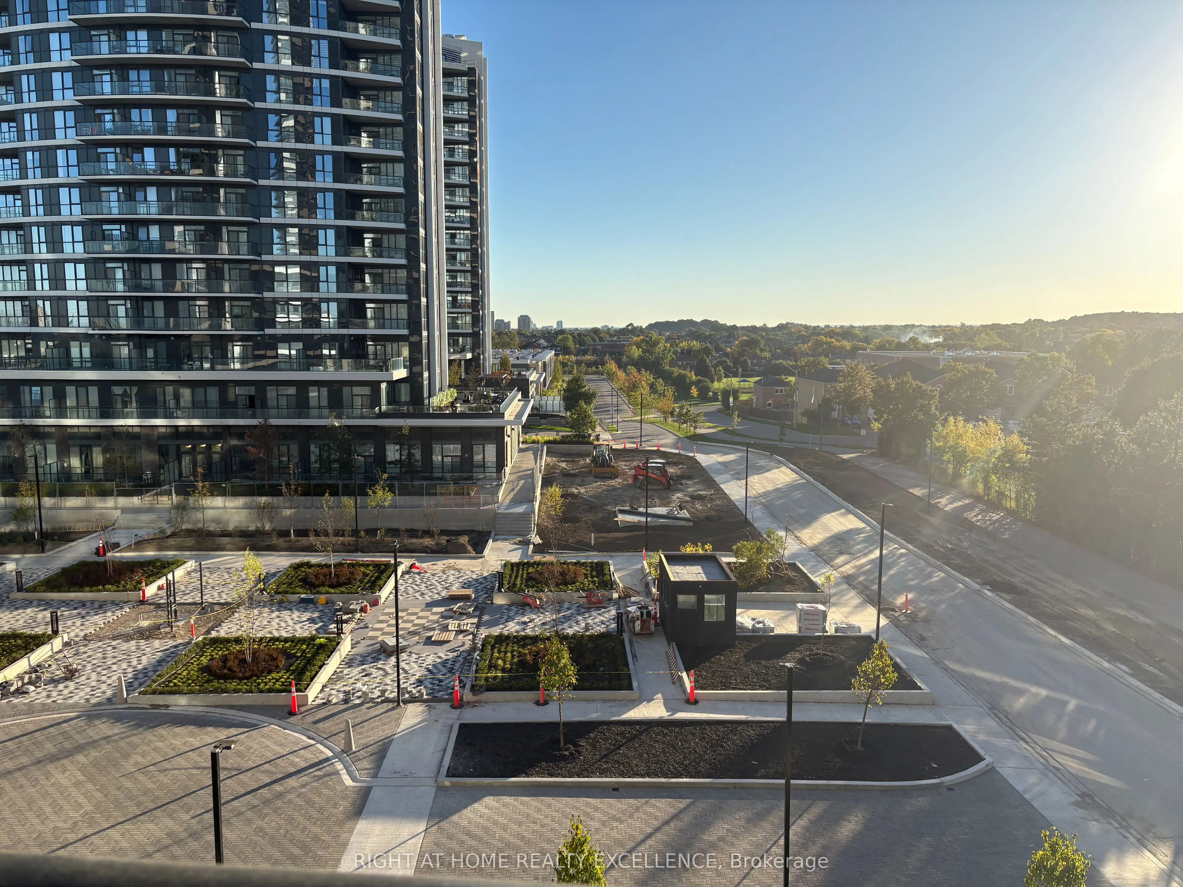 15 Watergarden Drive, #418