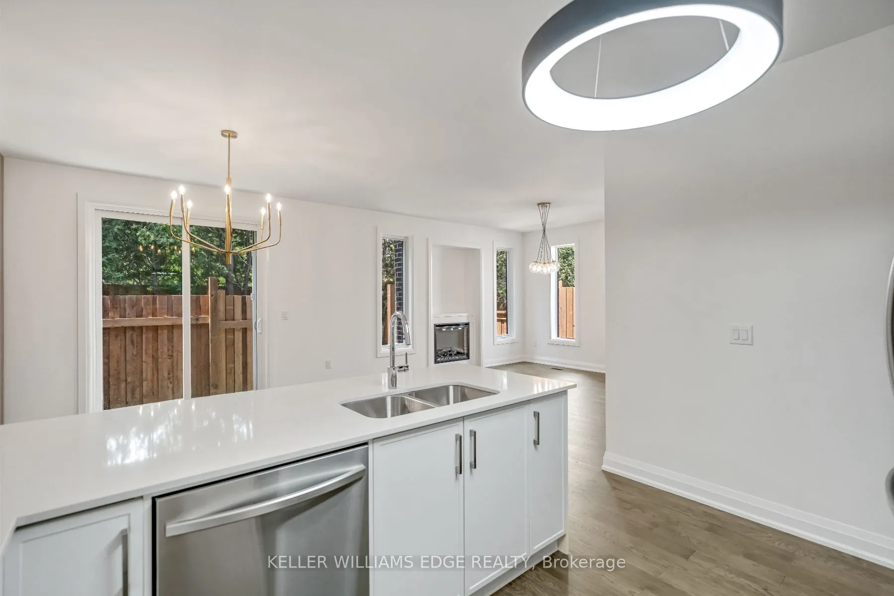 2154 Walkers Line, #4