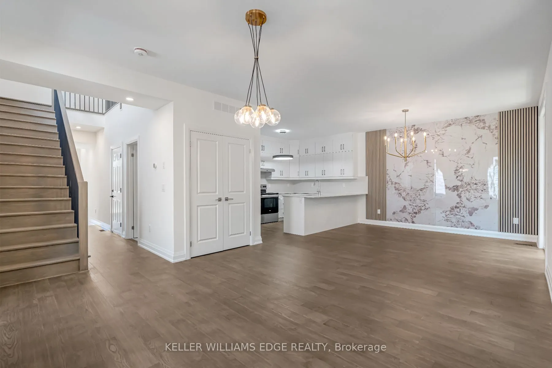 2154 Walkers Line, #4