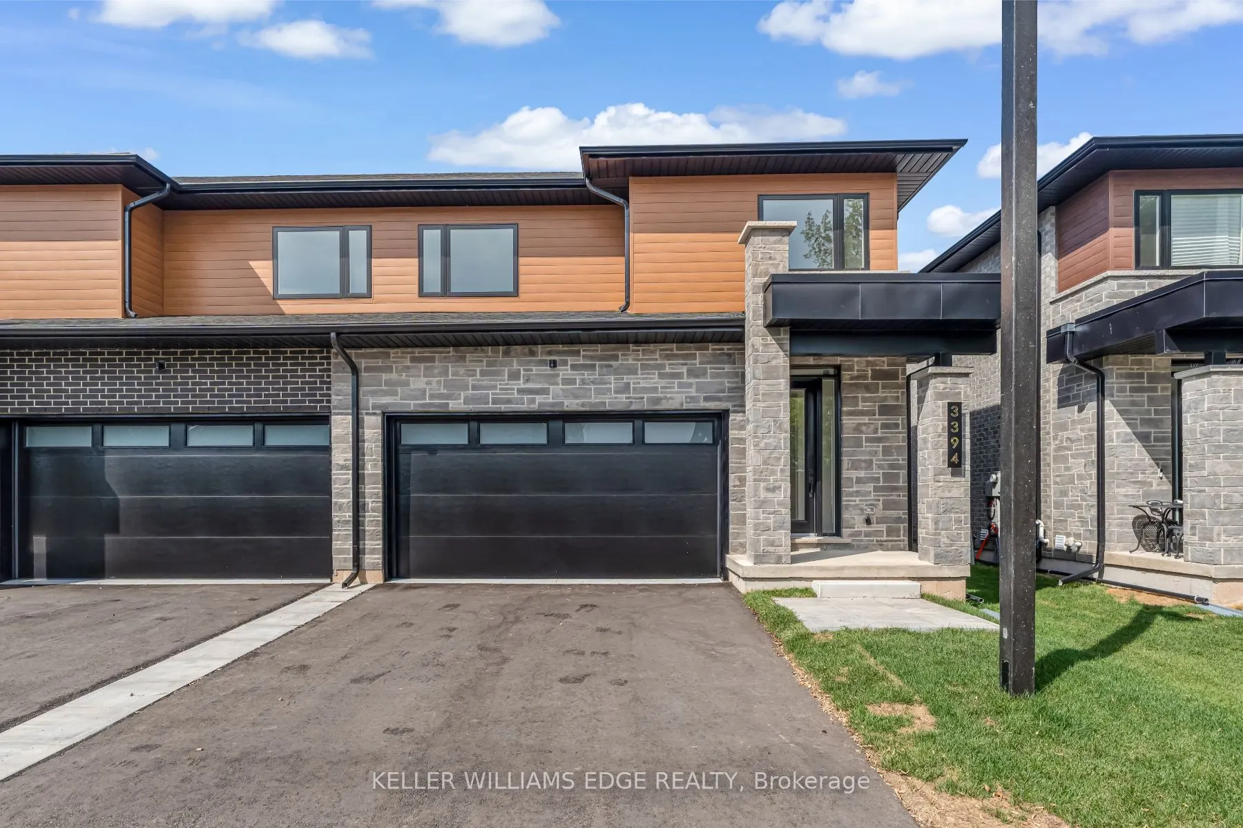 2154 Walkers Line, #4