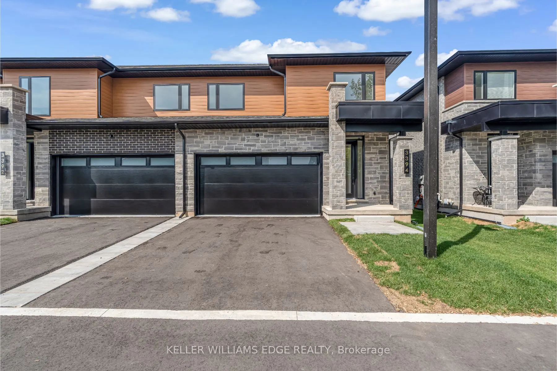 2154 Walkers Line, #4