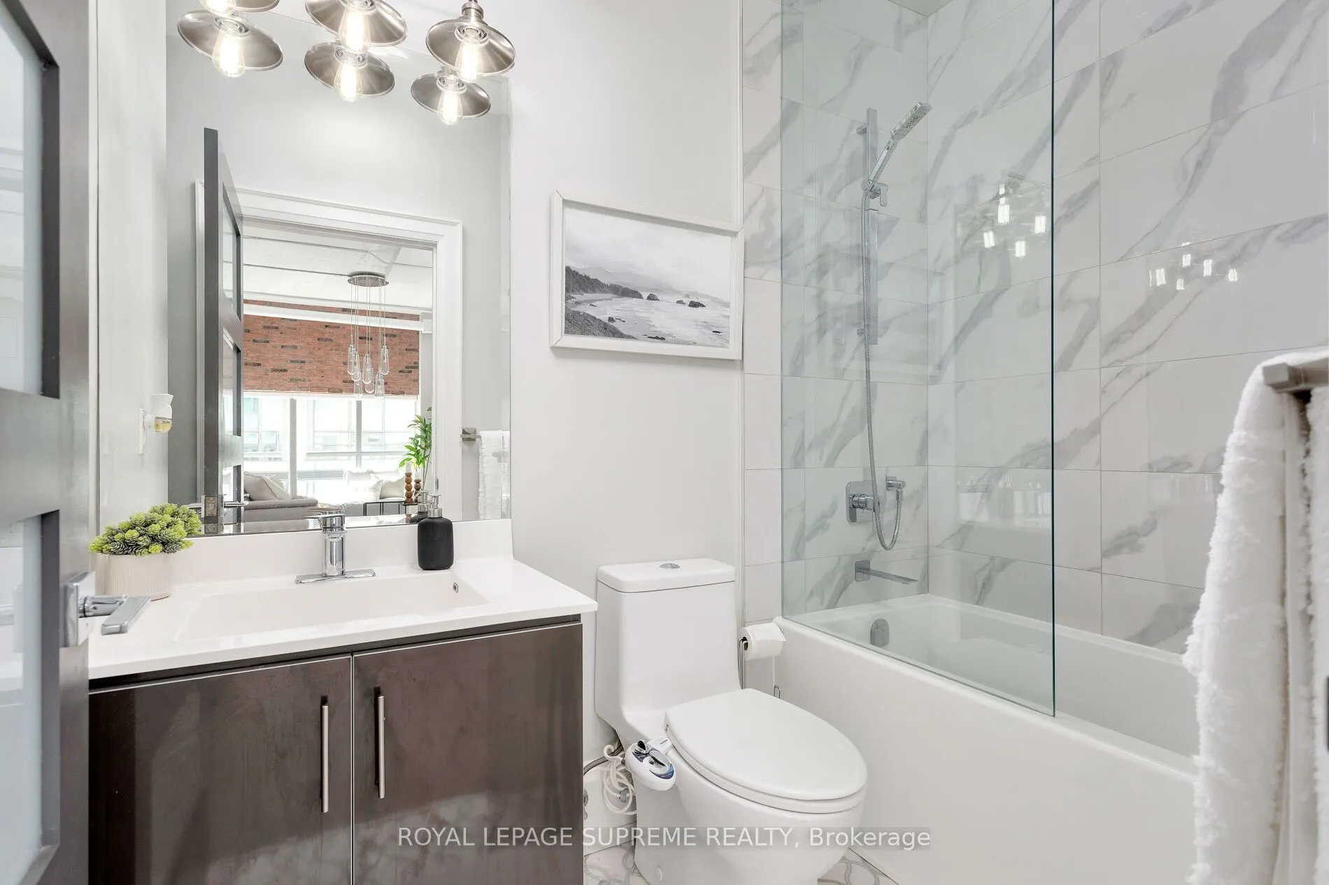 2 Fieldway Road, #209