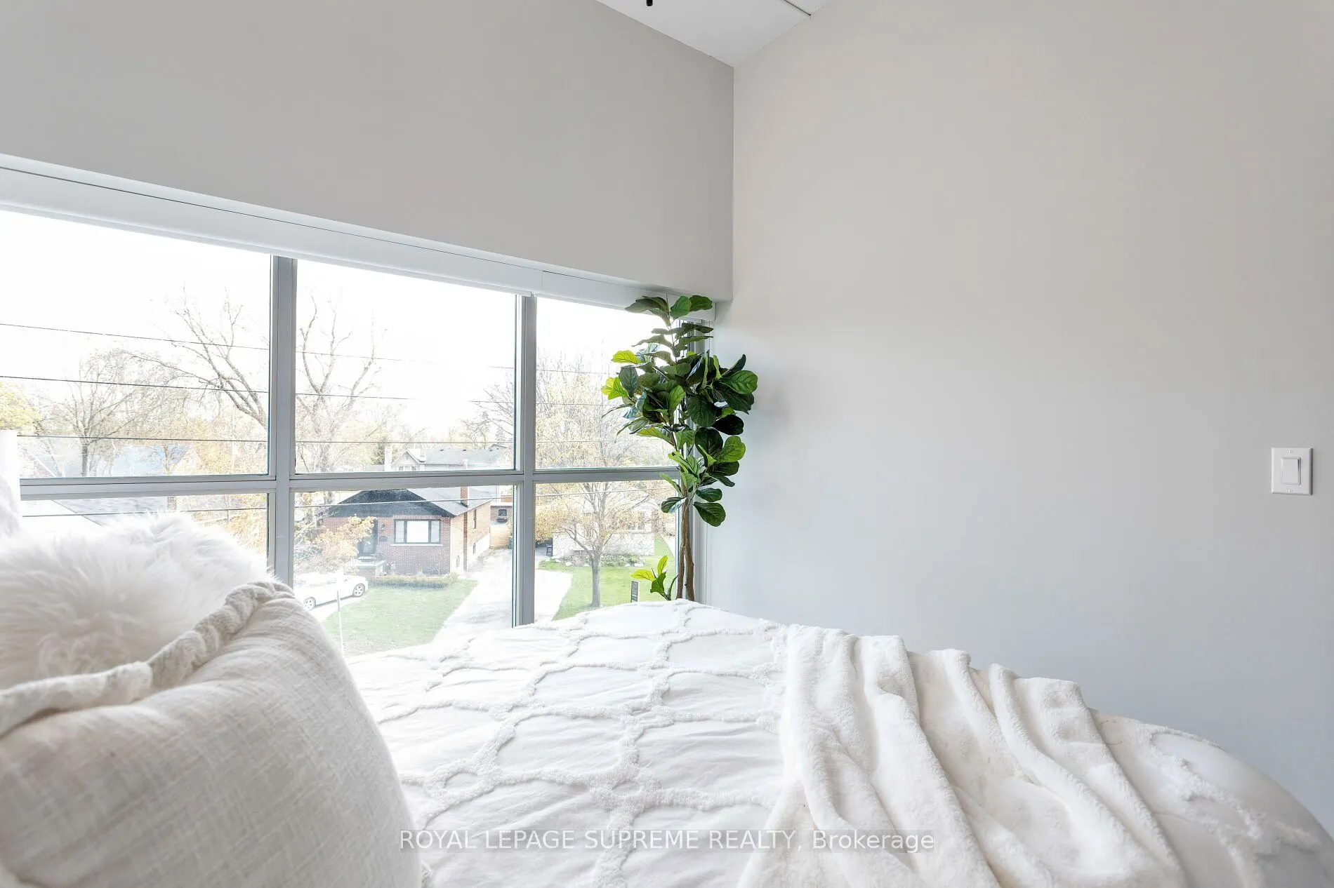 2 Fieldway Road, #209