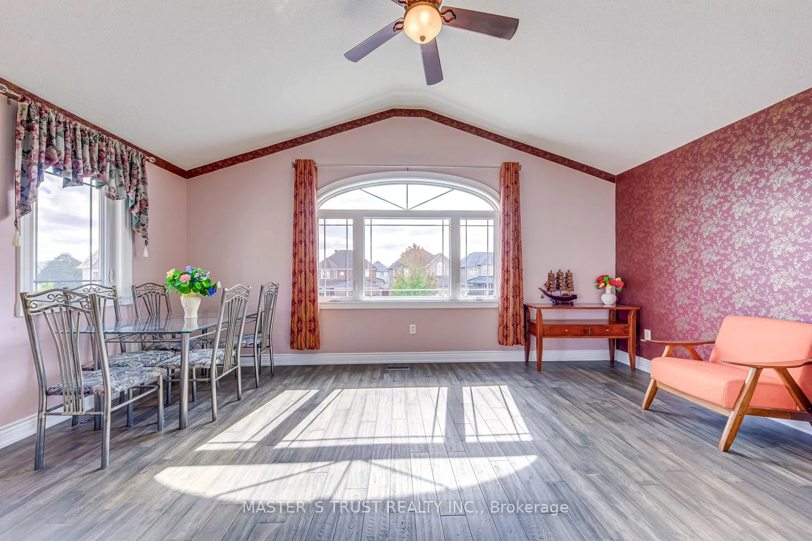 66 Snow Leopard Court