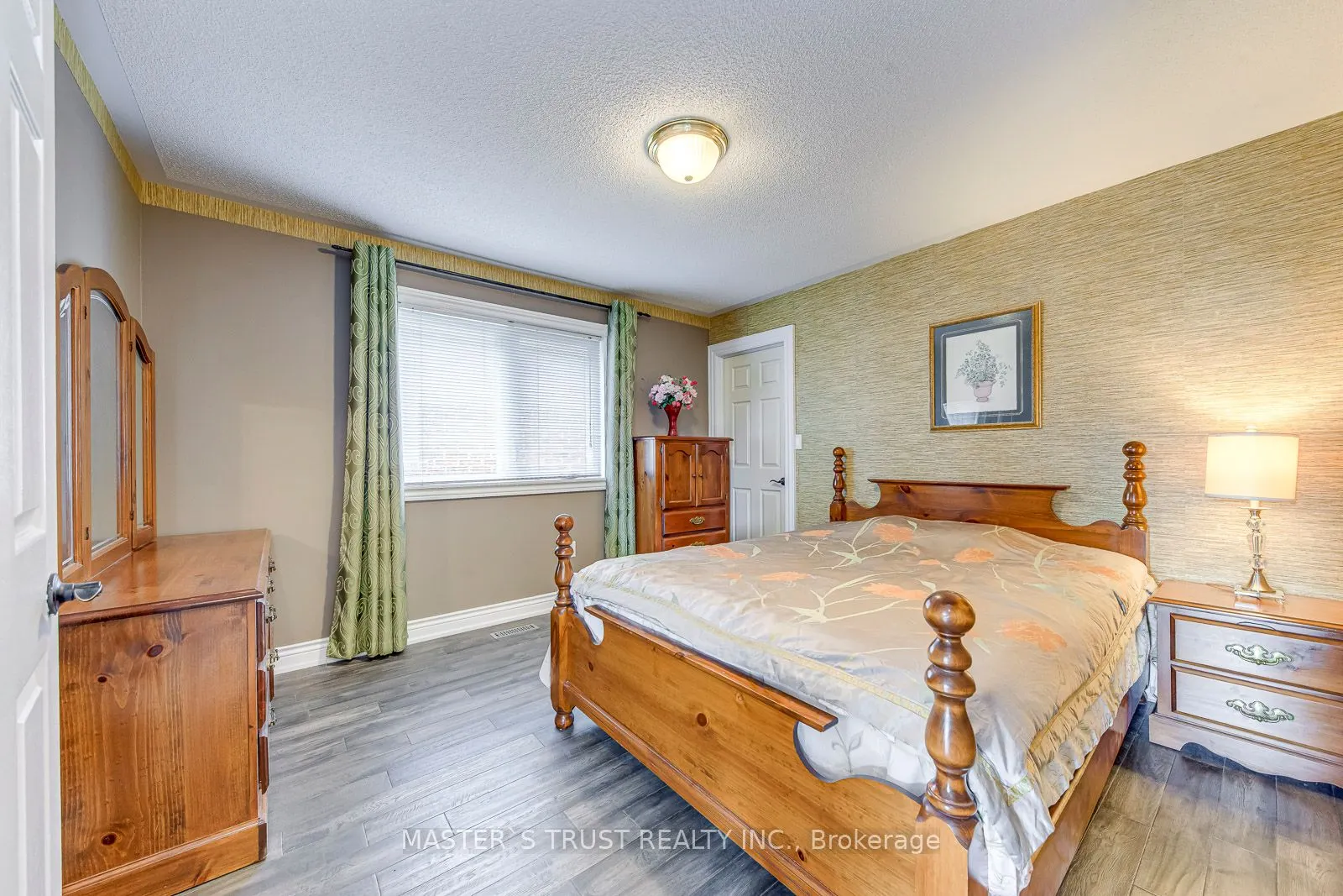 66 Snow Leopard Court