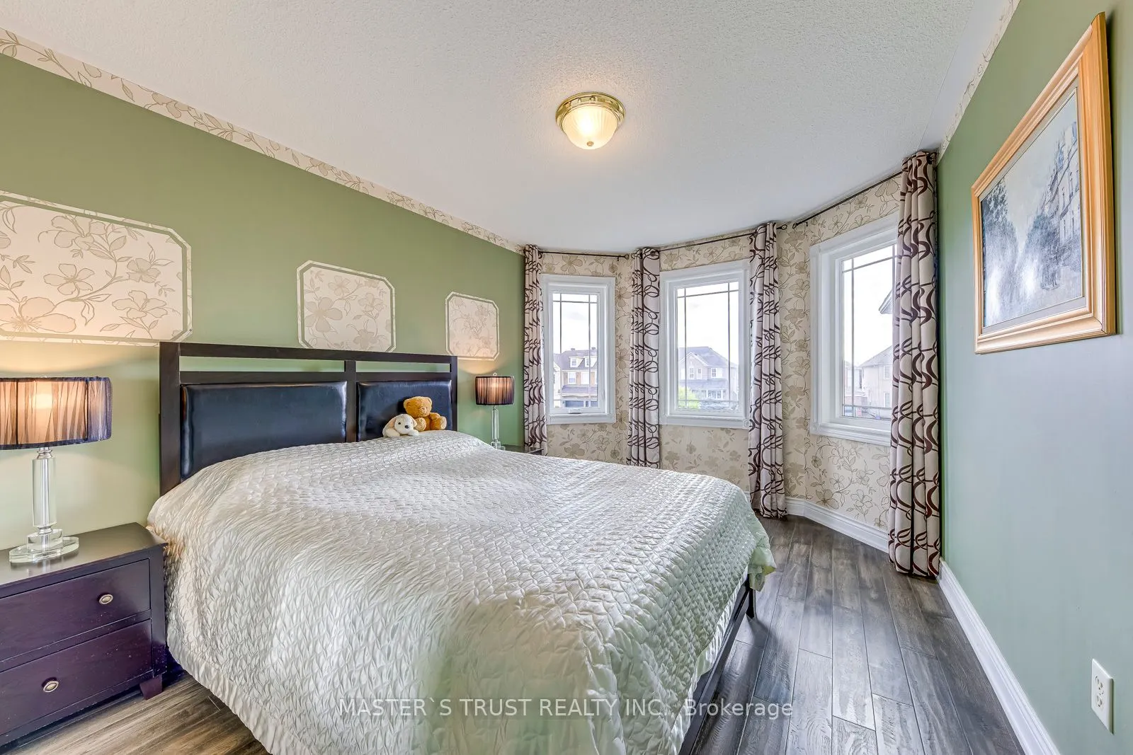 66 Snow Leopard Court