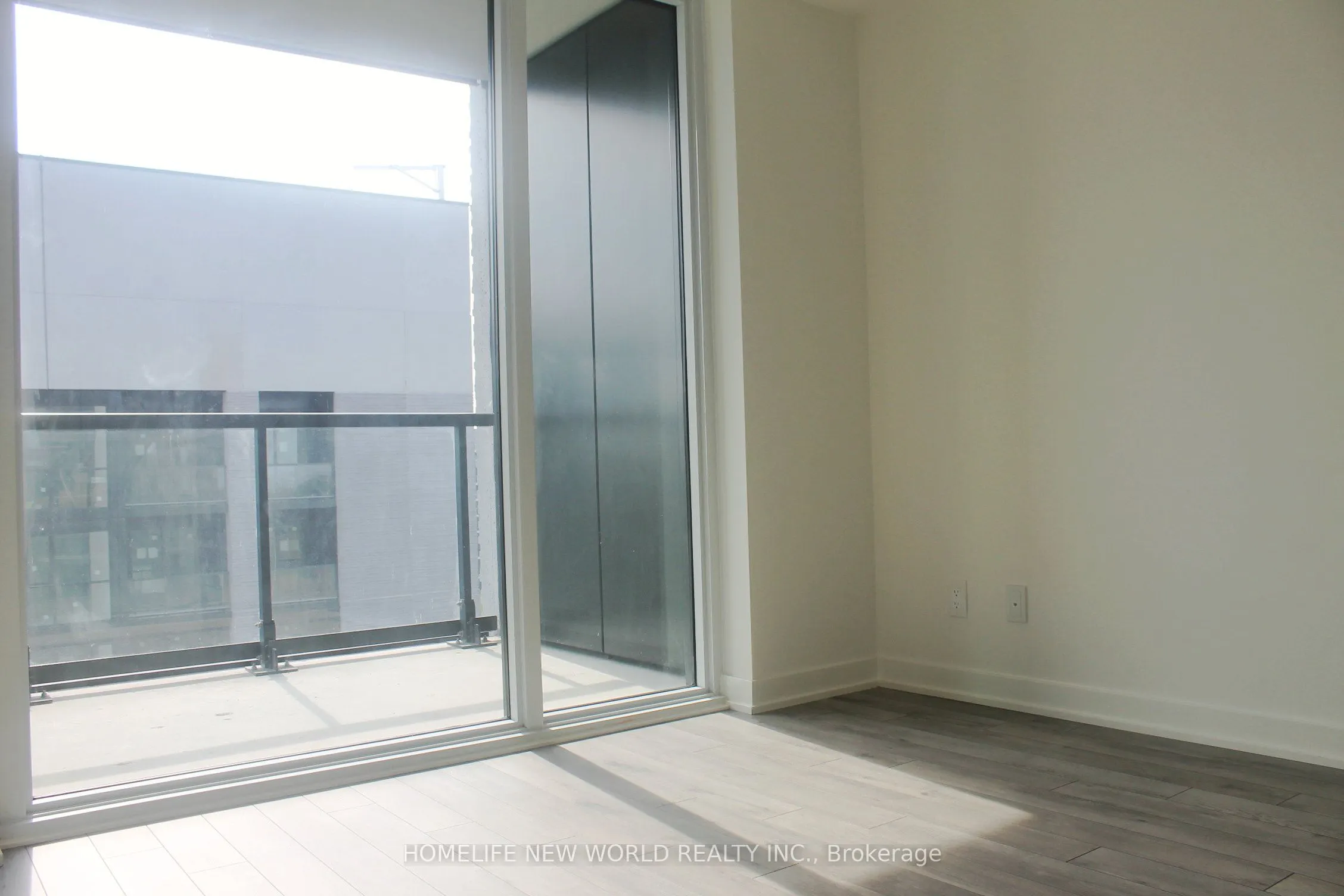 3079 Trafalgar Road, #1611