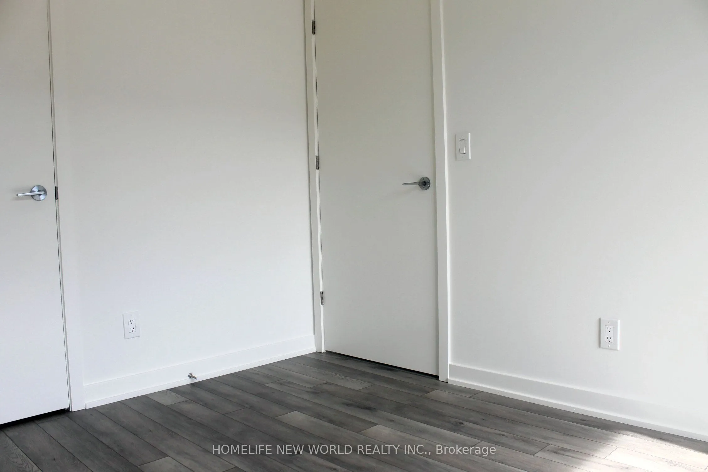 3079 Trafalgar Road, #1611