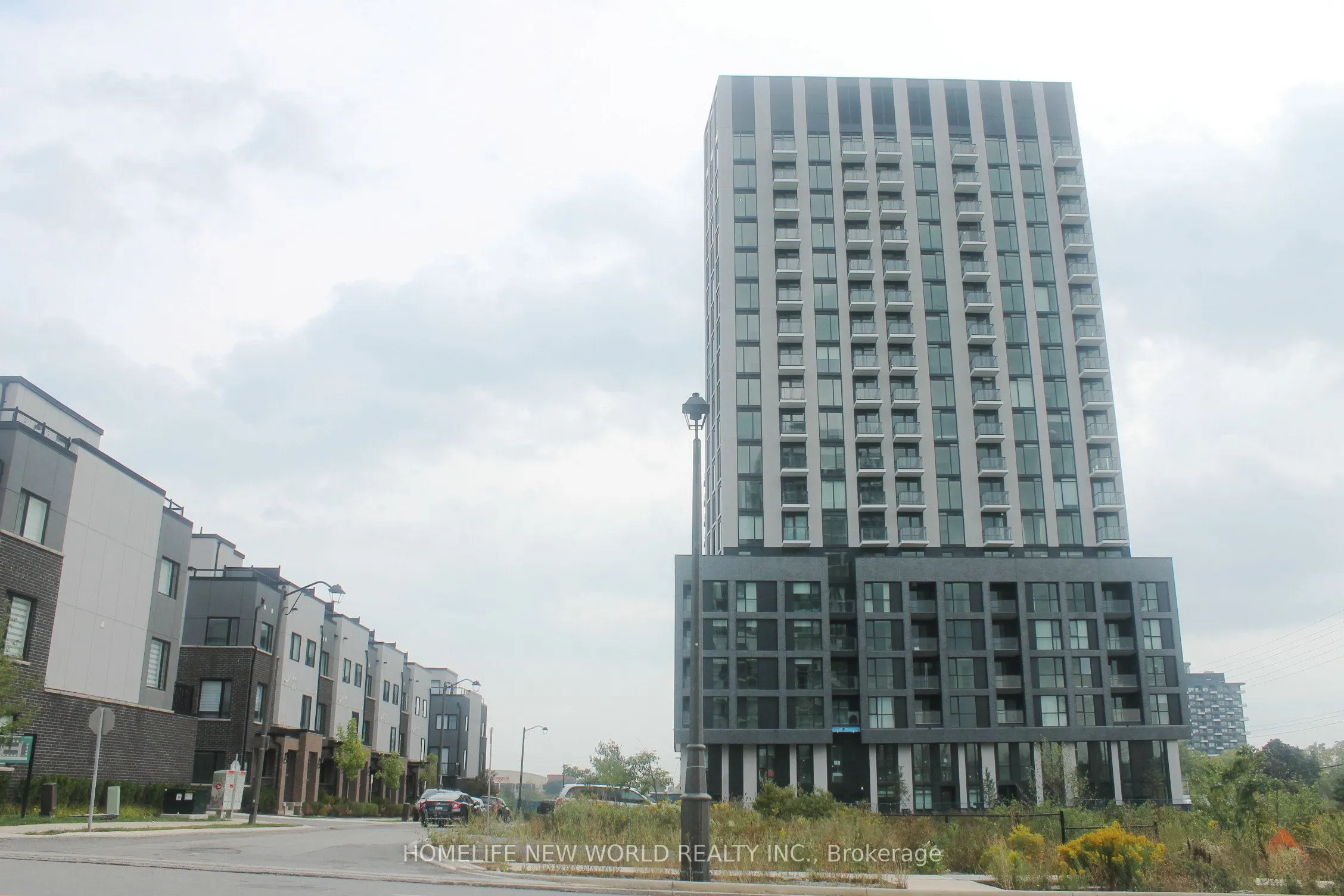 3079 Trafalgar Road, #1611