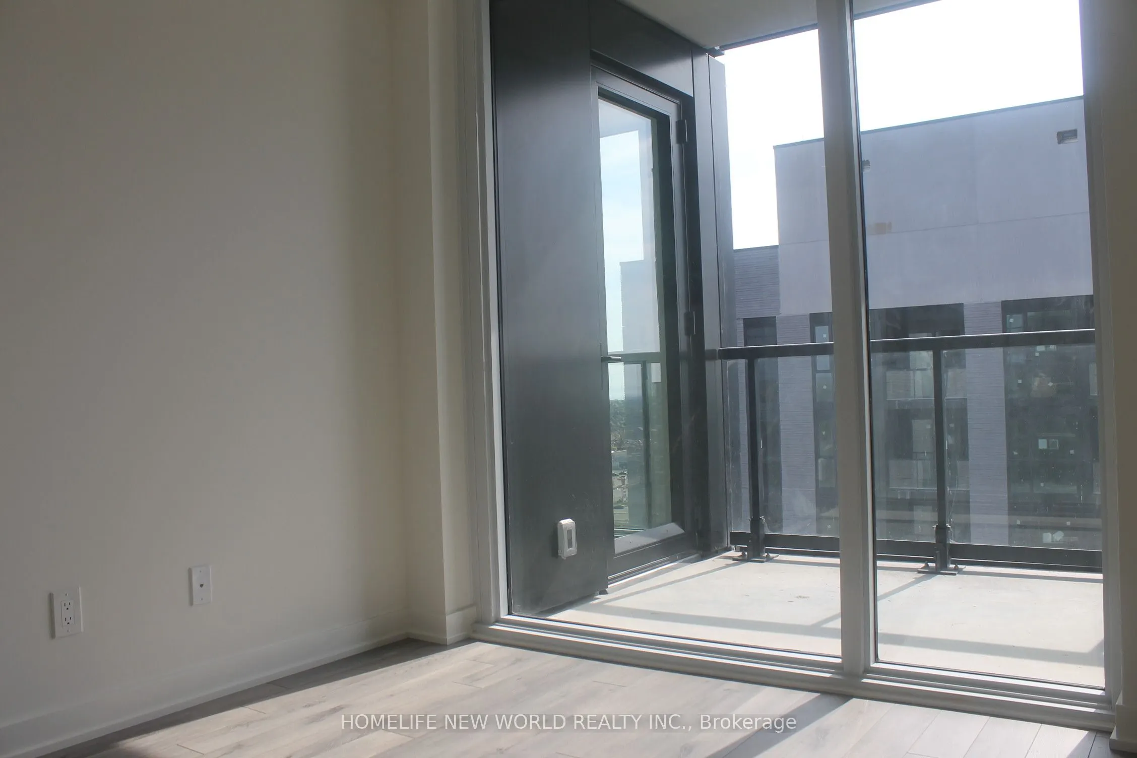 3079 Trafalgar Road, #1611