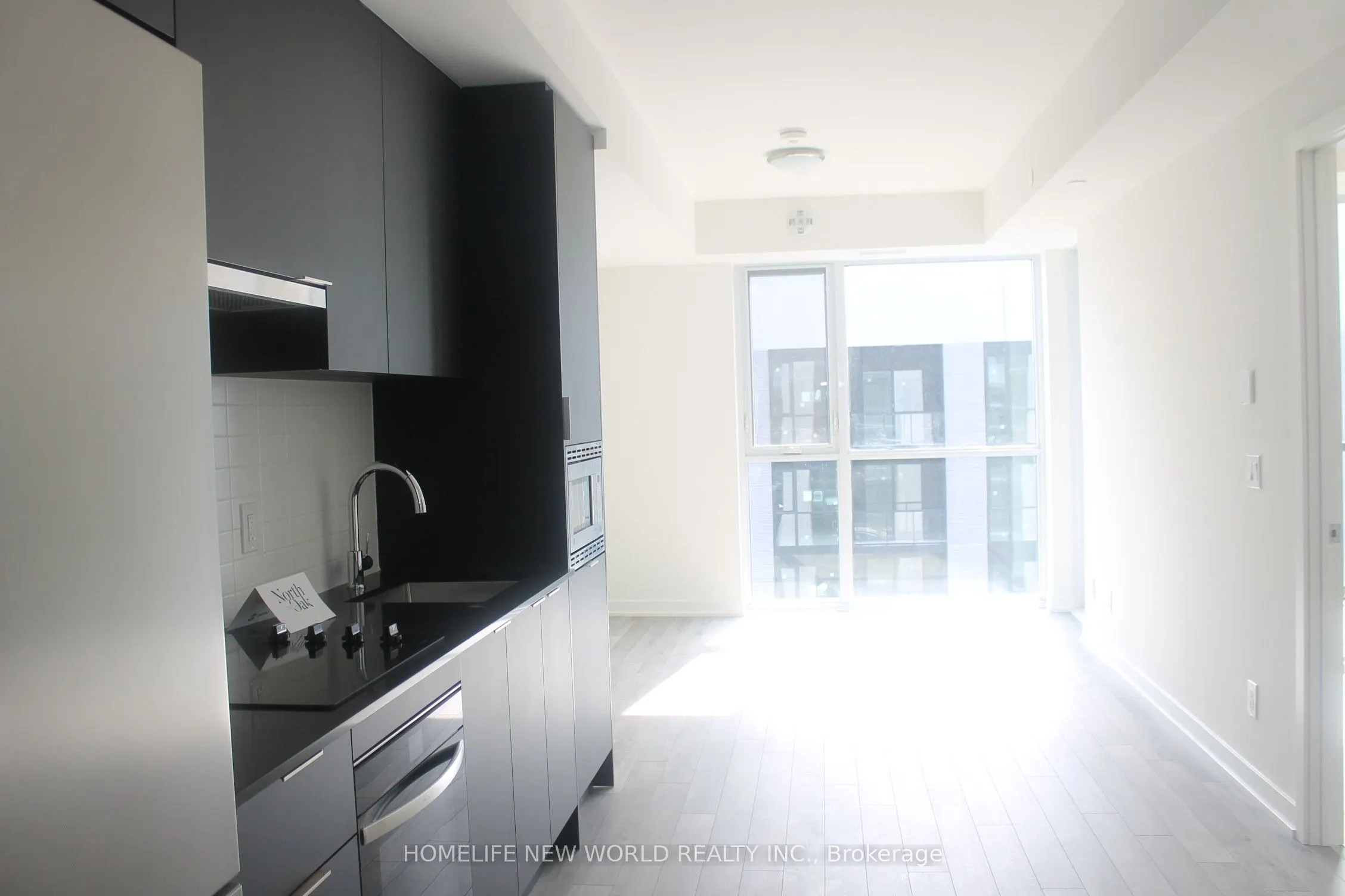 3079 Trafalgar Road, #1611