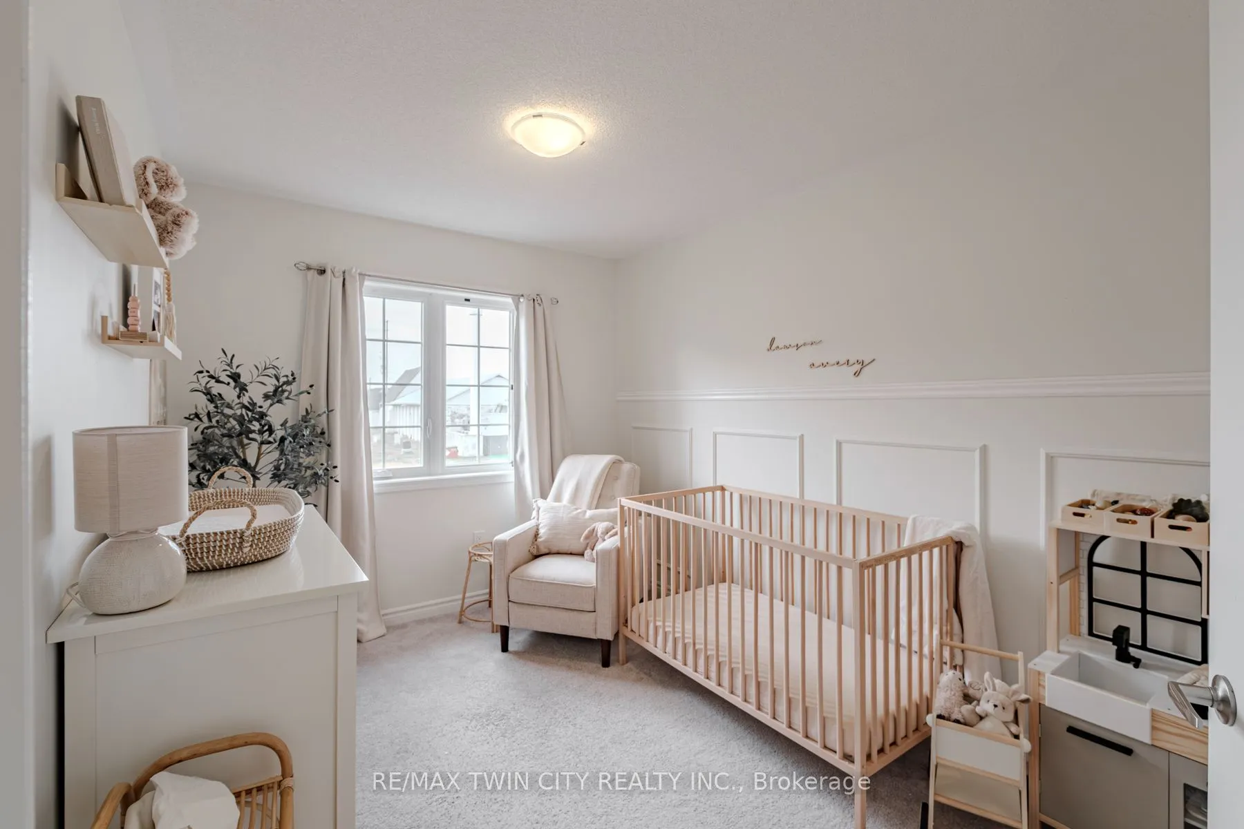1214 Rose Way