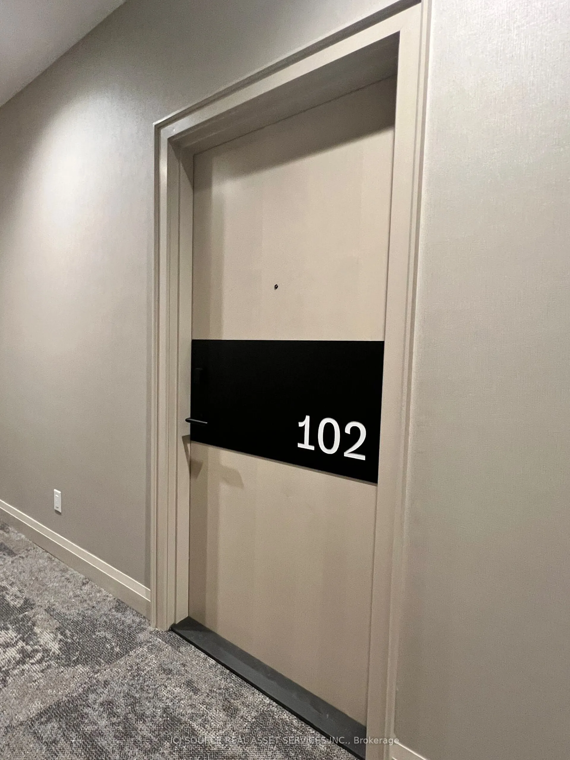 3250 Carding Mill Trail, #102
