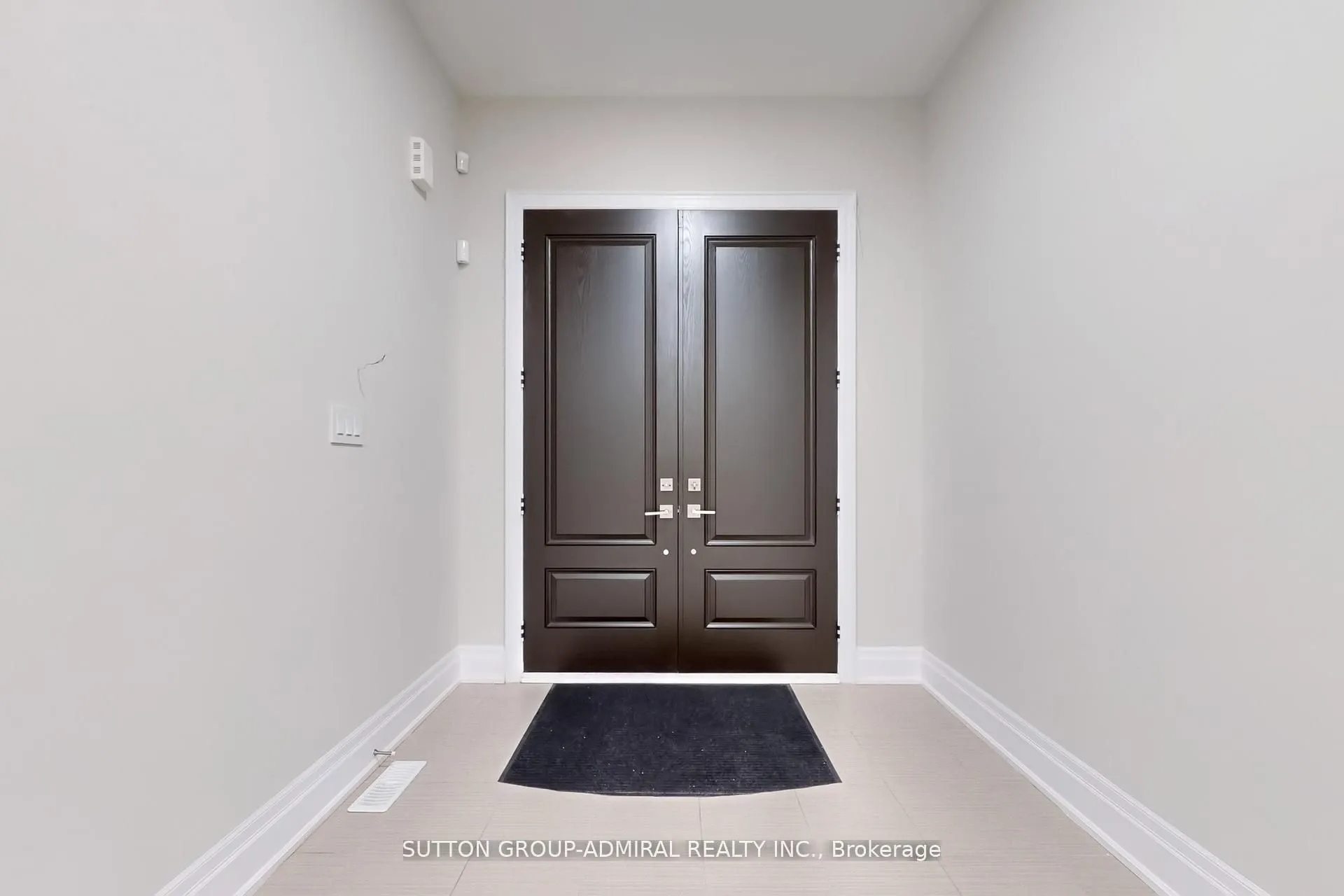 15 Settlers Field Road