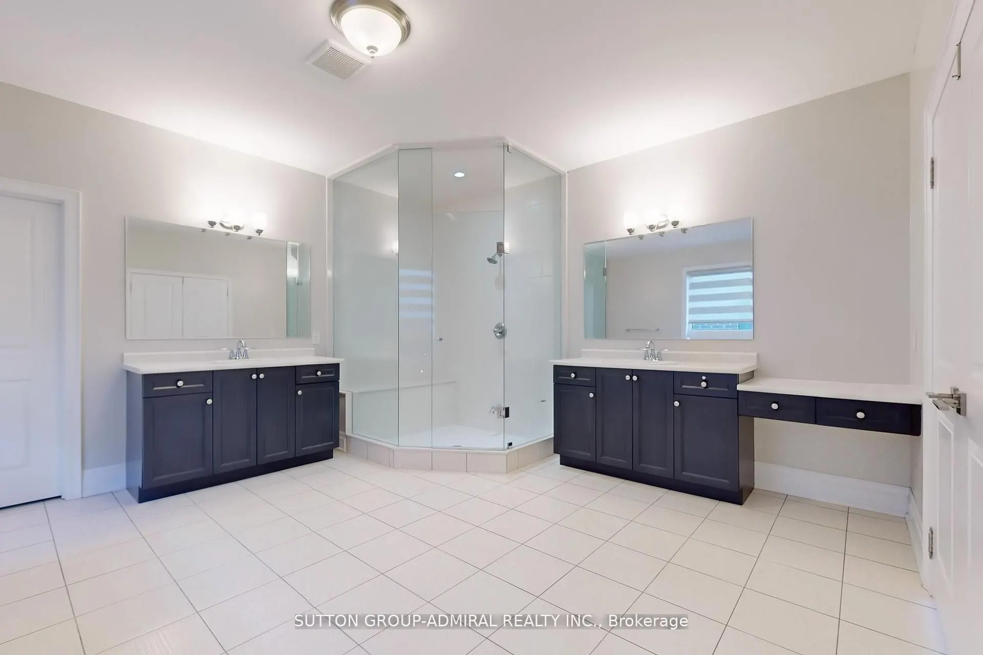 15 Settlers Field Road