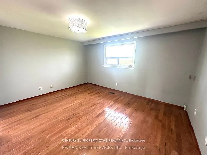 7600 Middleshire Drive, #Upper