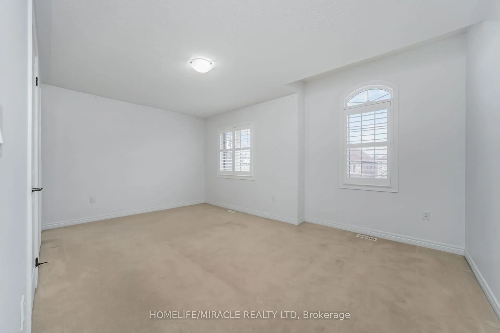 10 Kenora Street