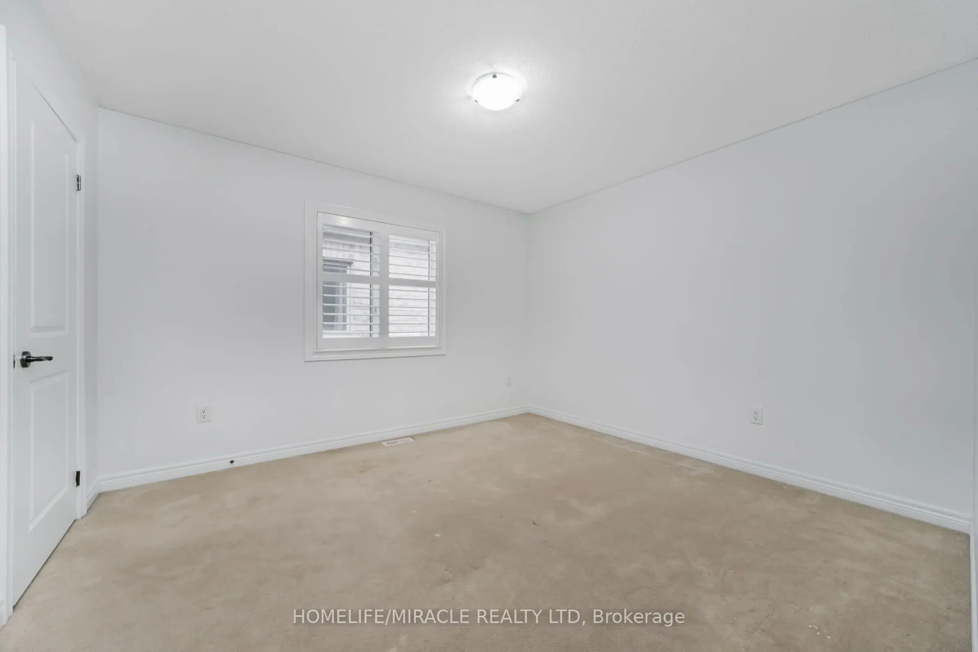 10 Kenora Street