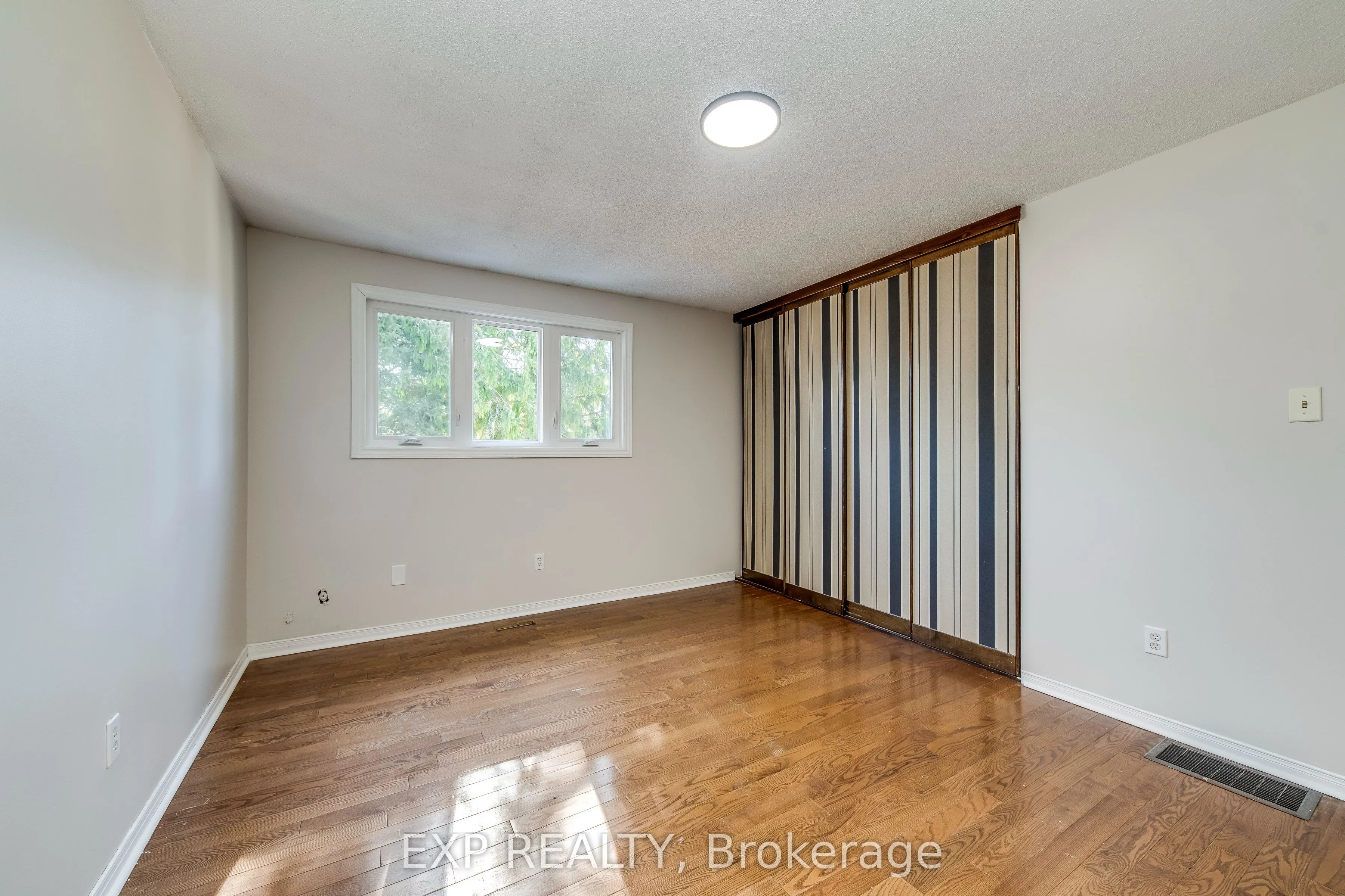 1050 Shawnmarr Road, #132