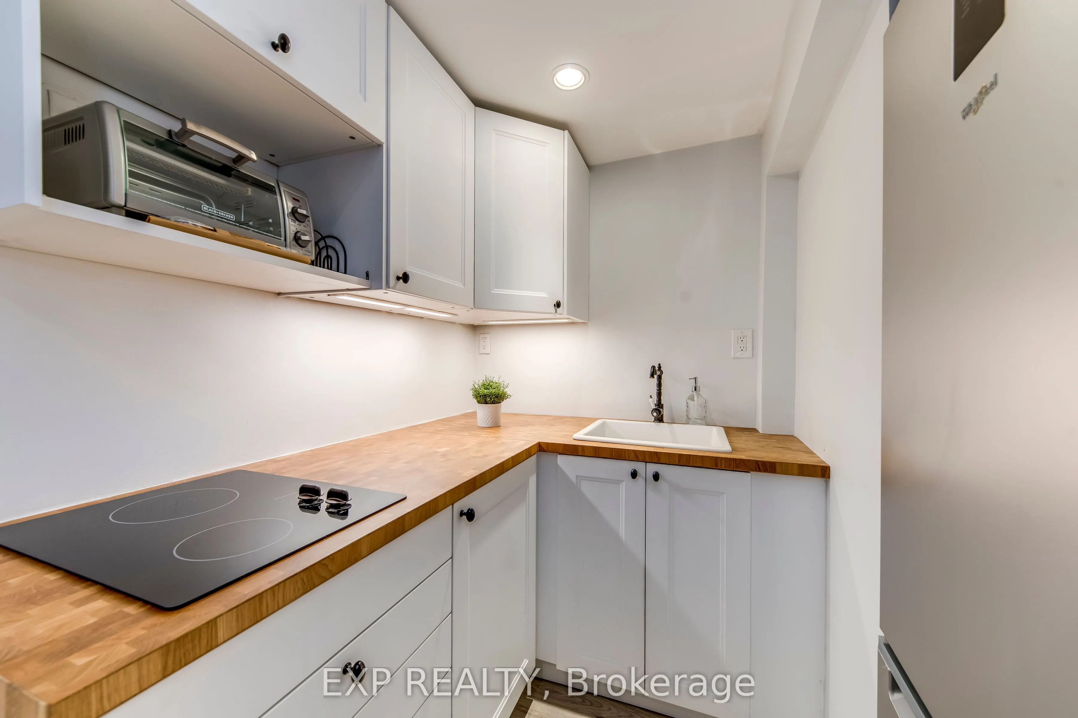 1050 Shawnmarr Road, #132