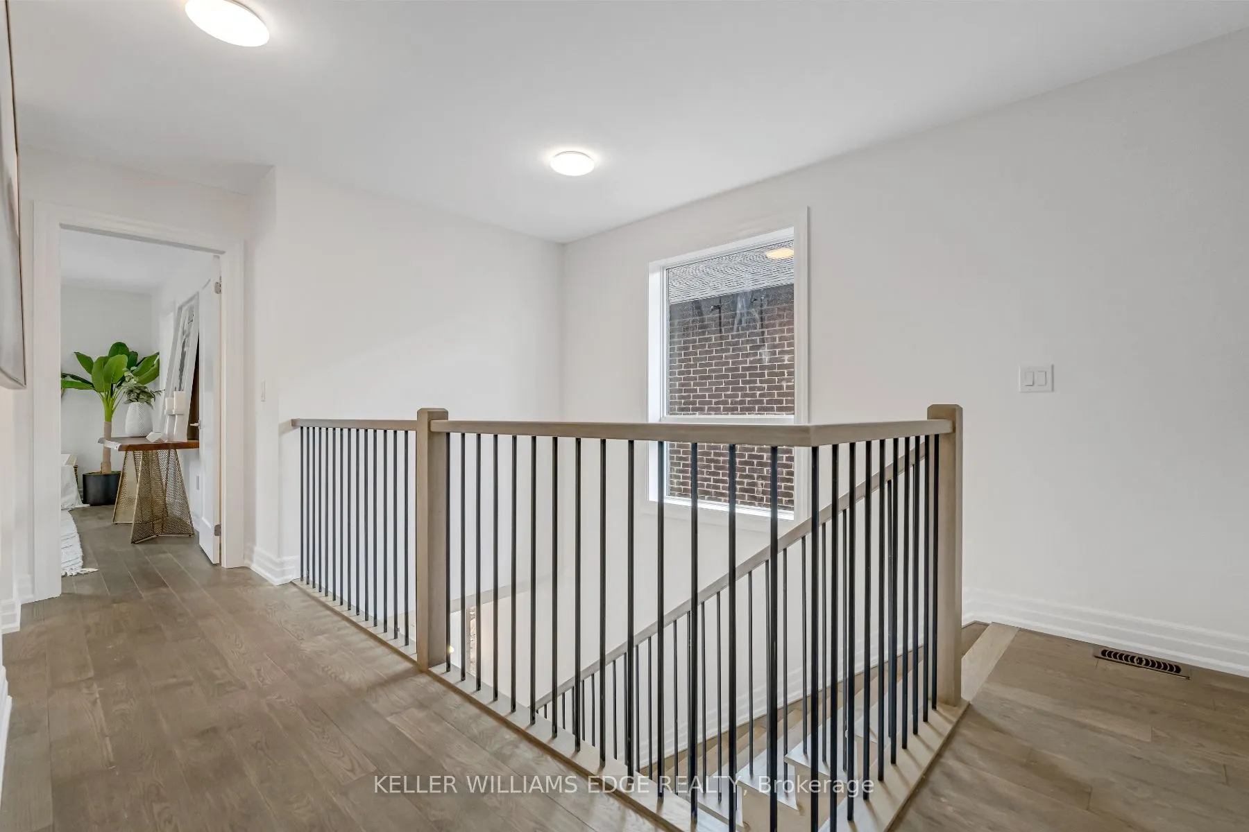 2154 Walkers Line, #7