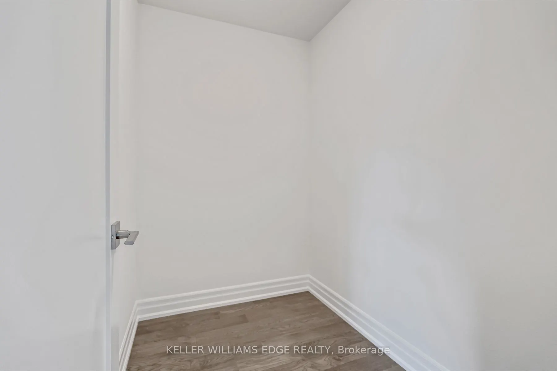 2154 Walkers Line, #7