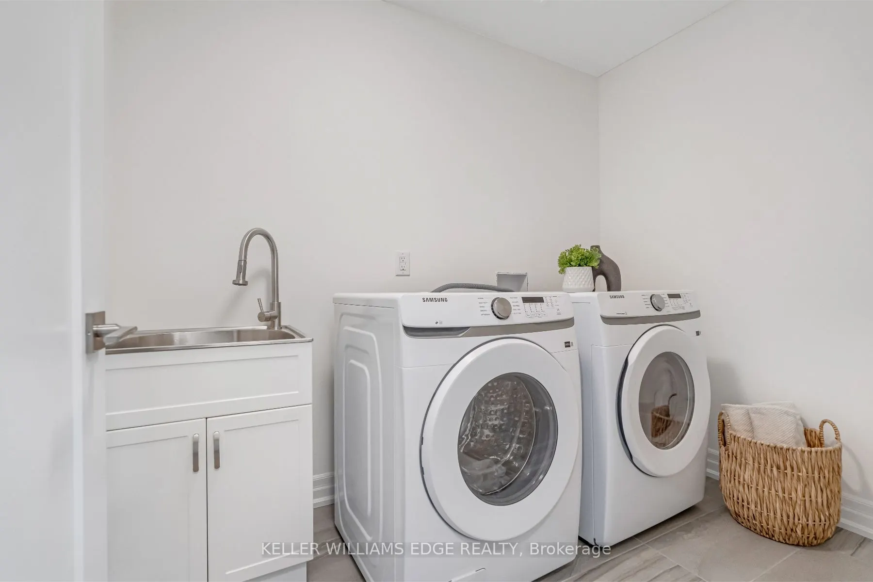 2154 Walkers Line, #7