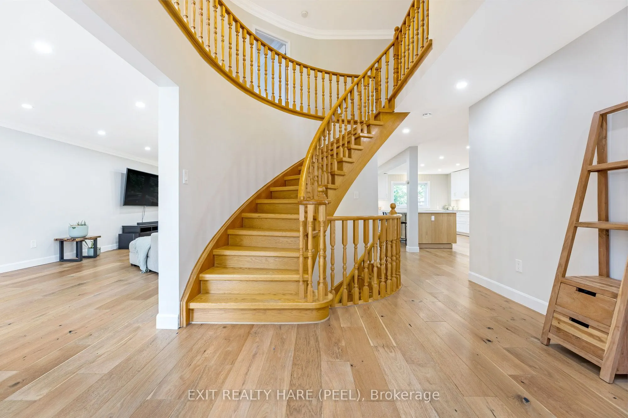 6 Stonegate Drive