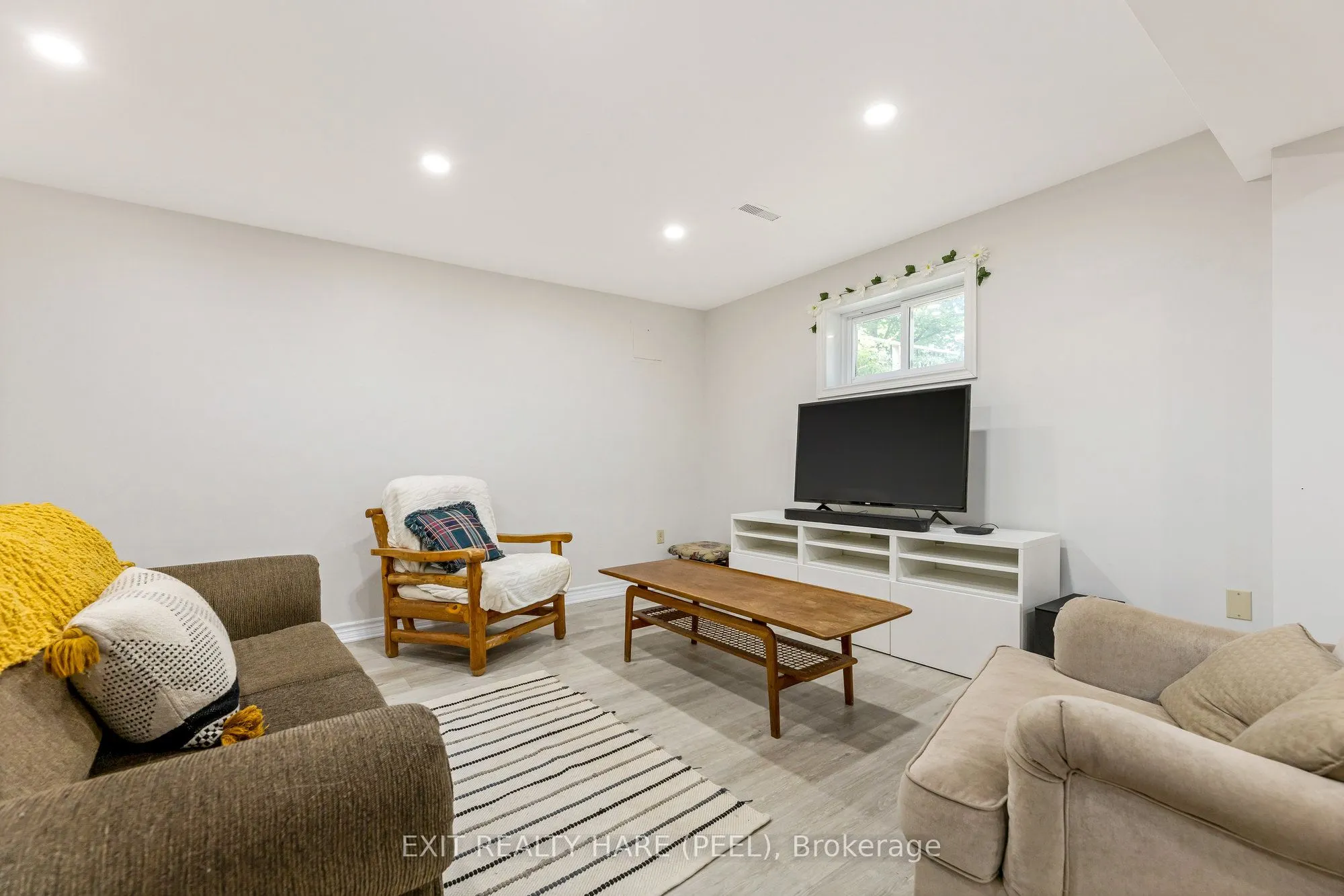 6 Stonegate Drive