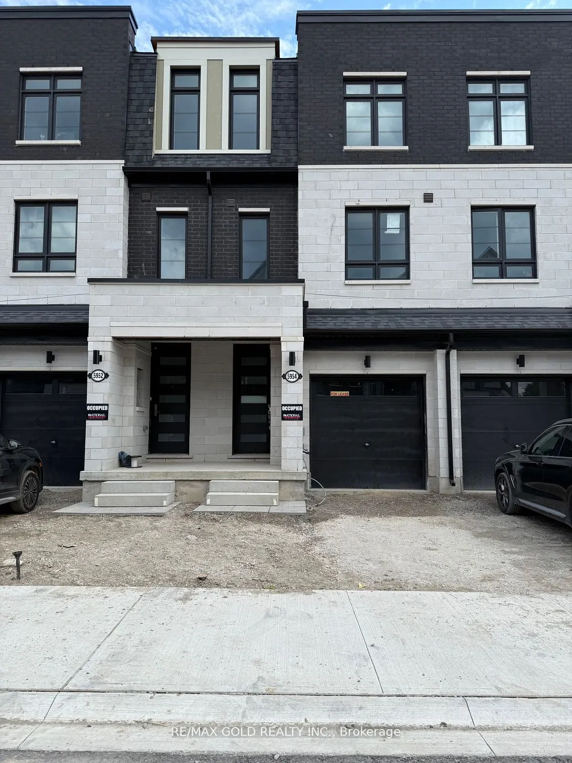 5954 Saigon Street