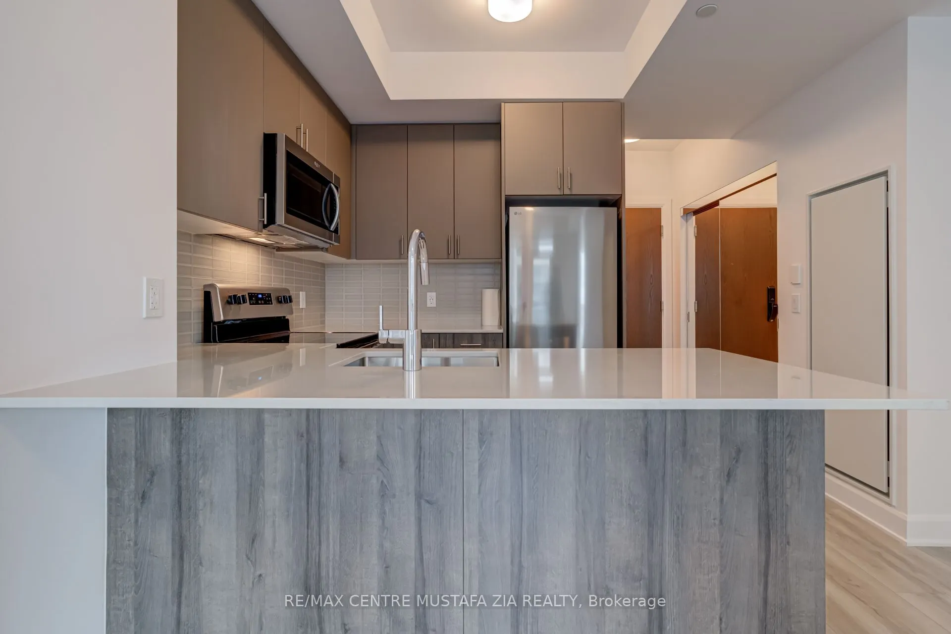 3240 William Coltson Avenue, #1015