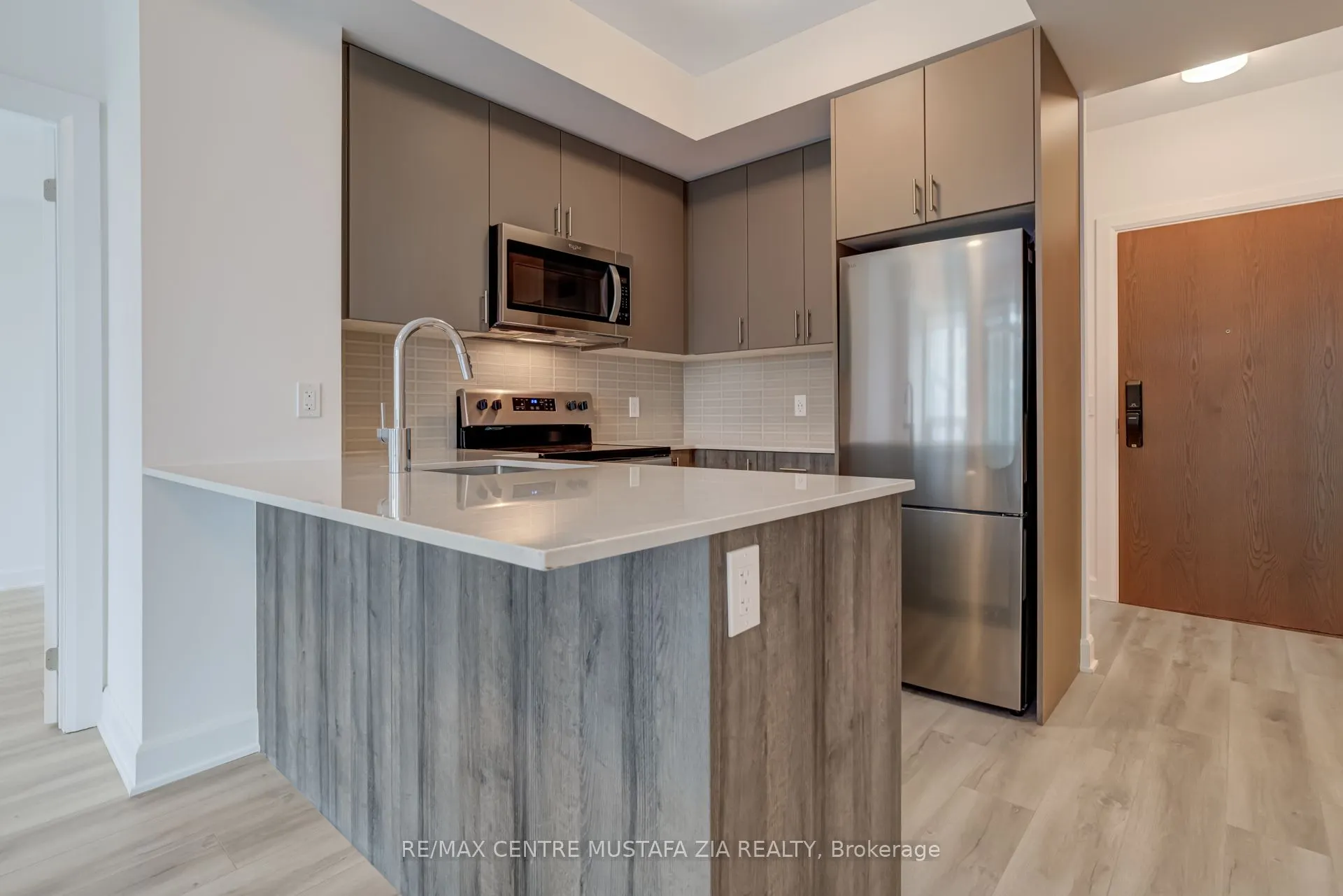 3240 William Coltson Avenue, #1015