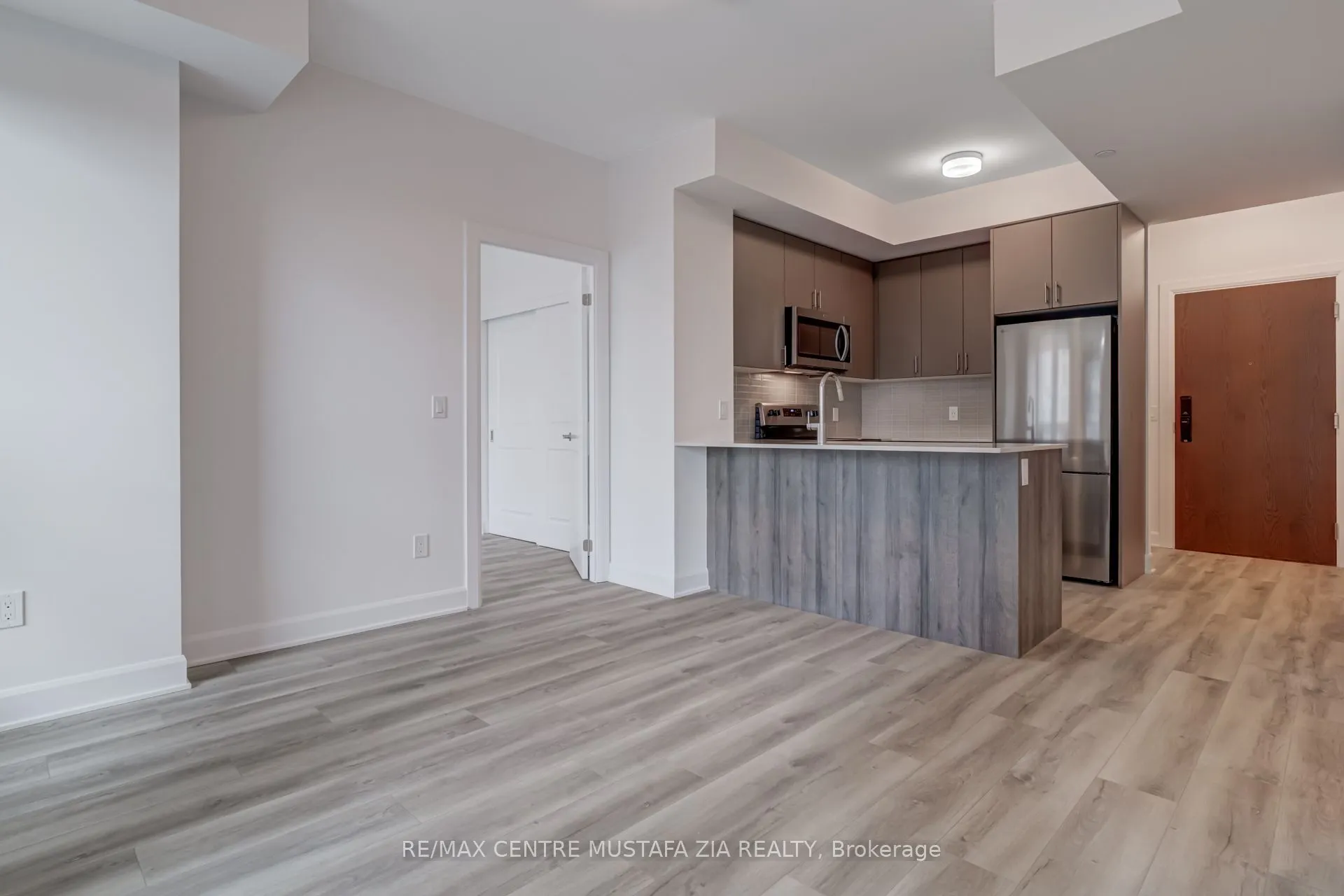 3240 William Coltson Avenue, #1015