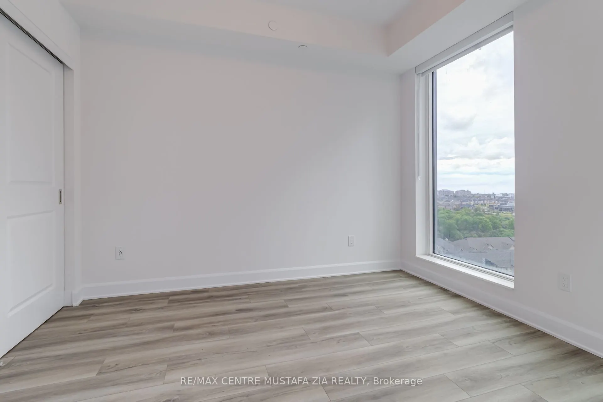 3240 William Coltson Avenue, #1015