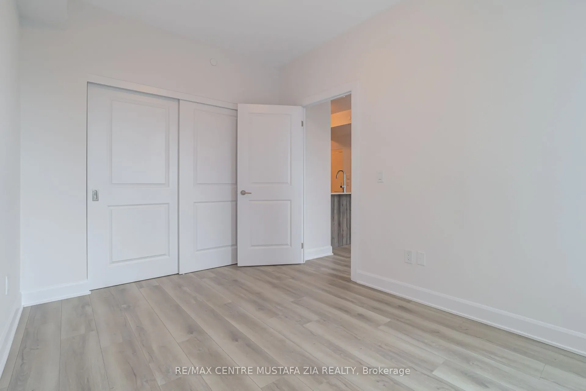 3240 William Coltson Avenue, #1015