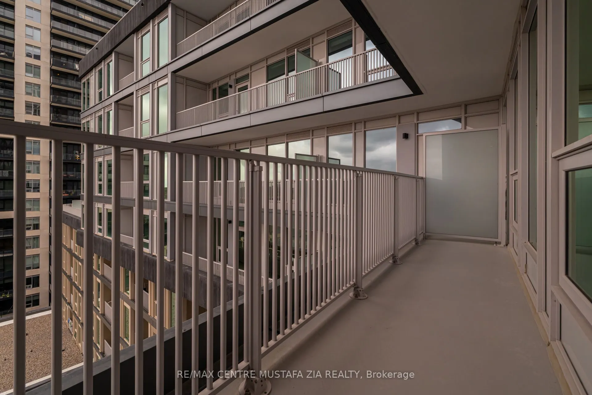 3240 William Coltson Avenue, #1015