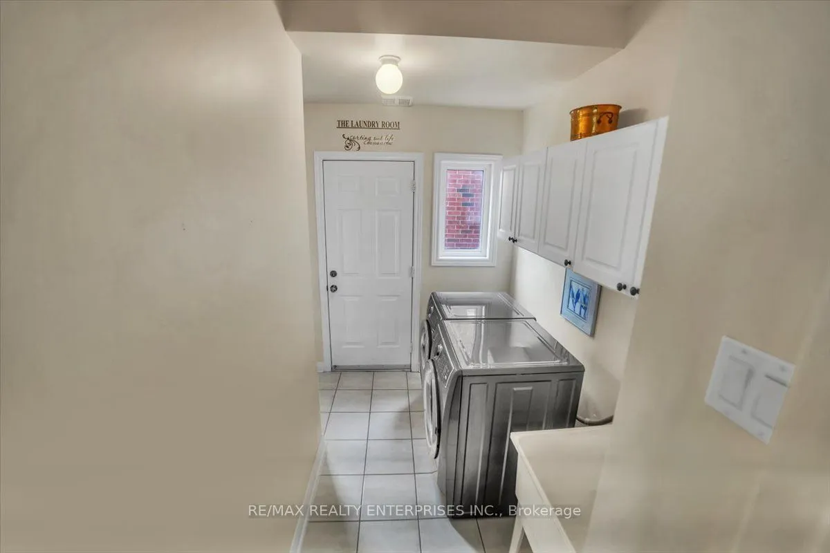 18 Southcrest Court