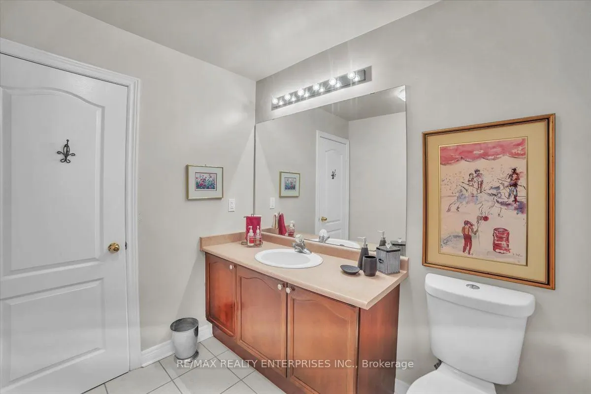 18 Southcrest Court