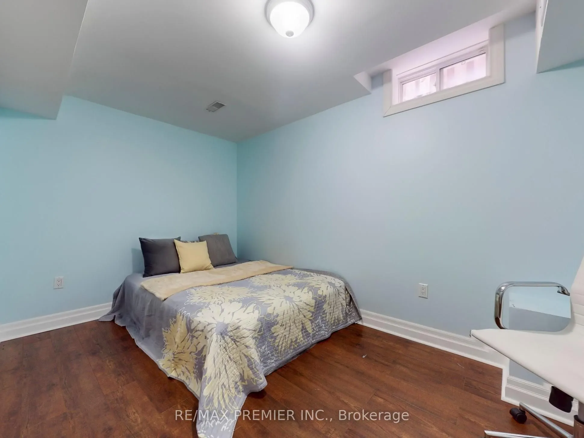 5869 Yachtsman Crossing