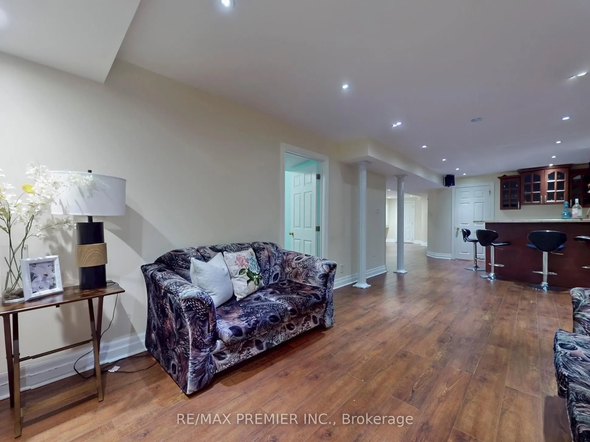 5869 Yachtsman Crossing