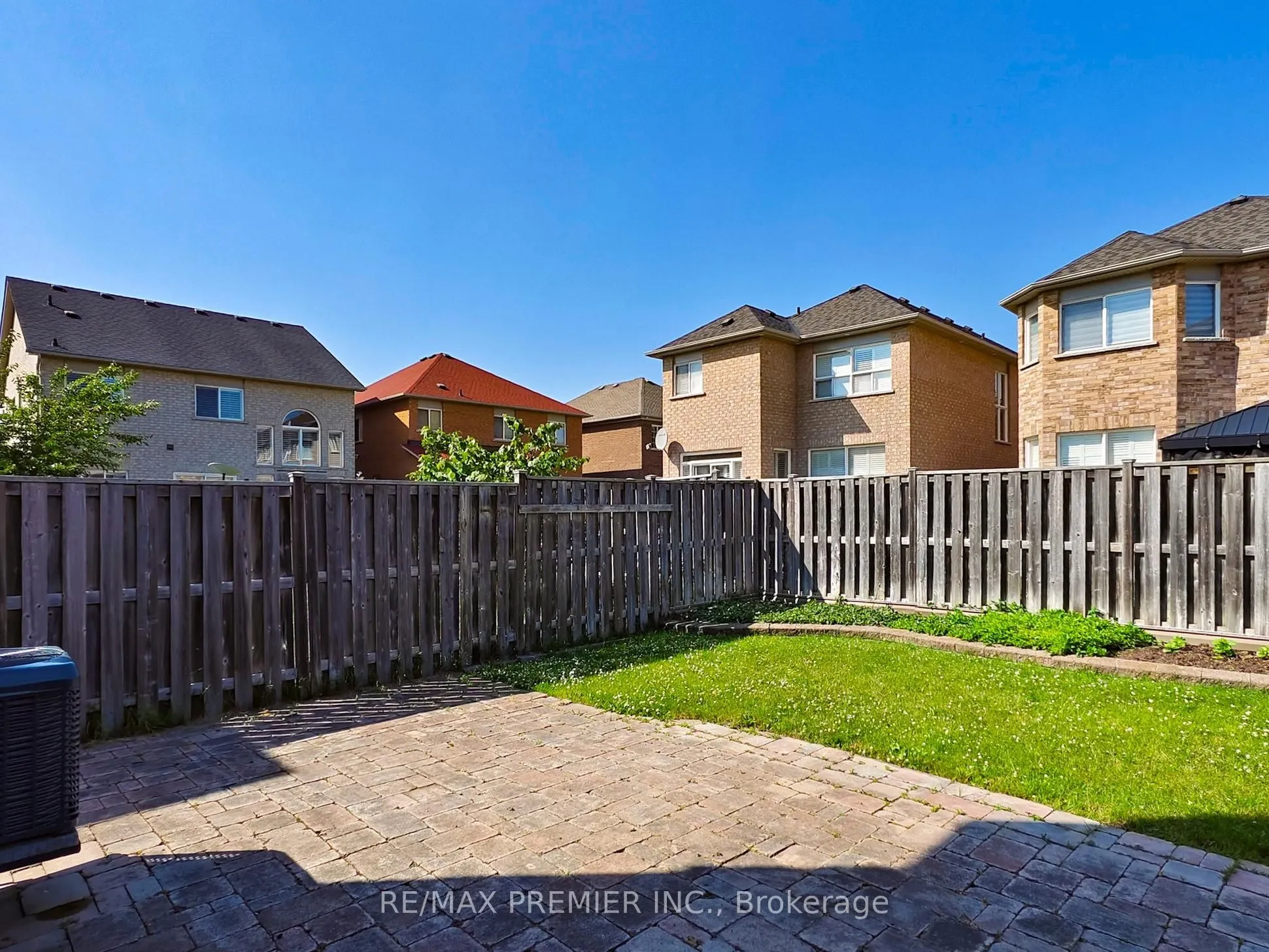 5869 Yachtsman Crossing