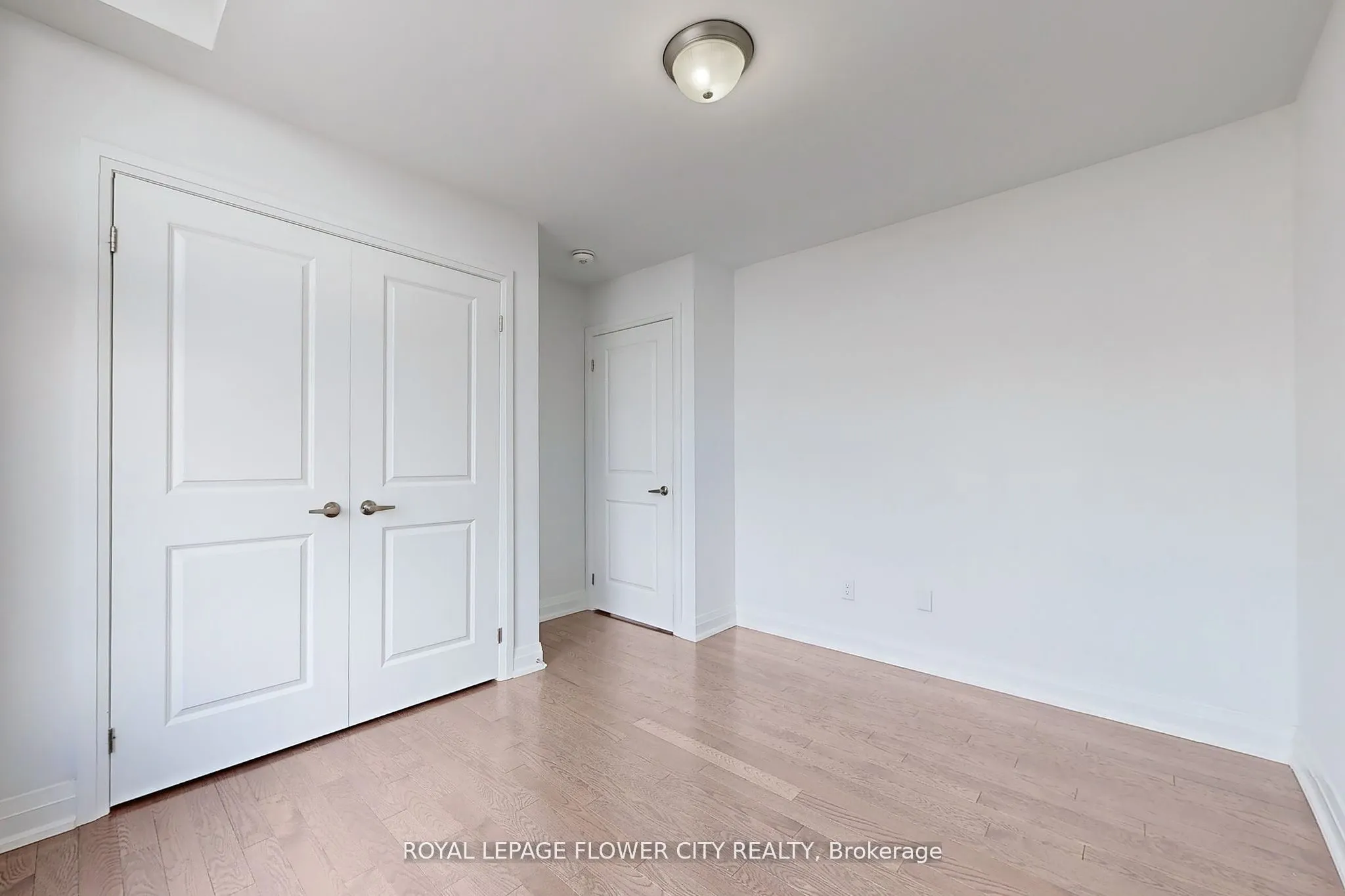 2 Summerbeam Way