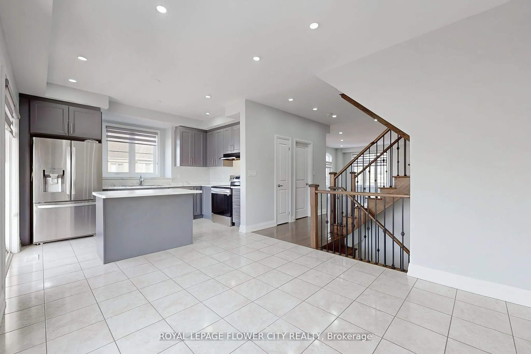 2 Summerbeam Way
