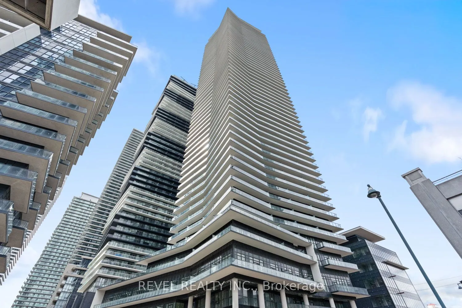 38 Annie Craig Drive, #512