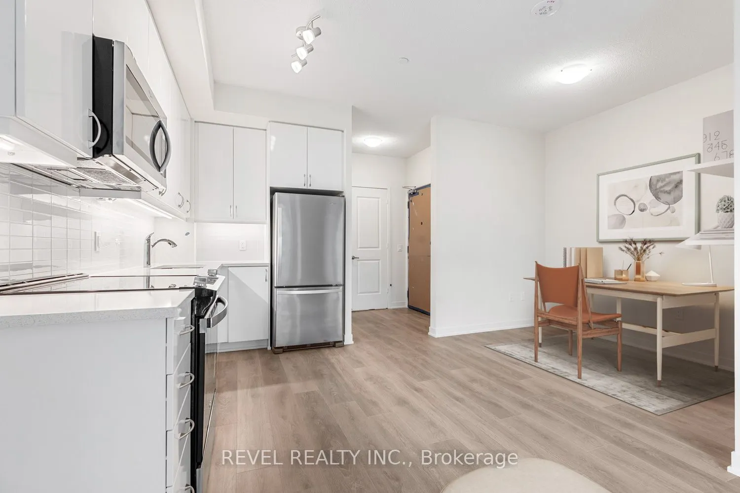 38 Annie Craig Drive, #512