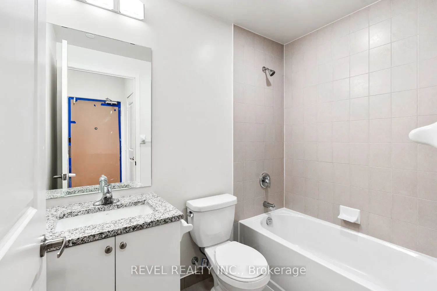 38 Annie Craig Drive, #512